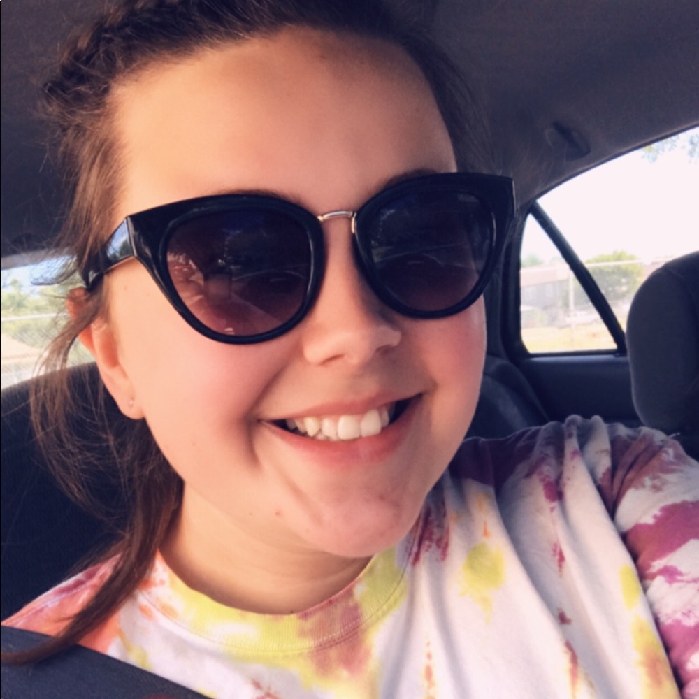 Meet your Posher, Haley